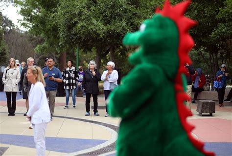 Happy Hollow opens doors early to seniors — including Danny the Dragon